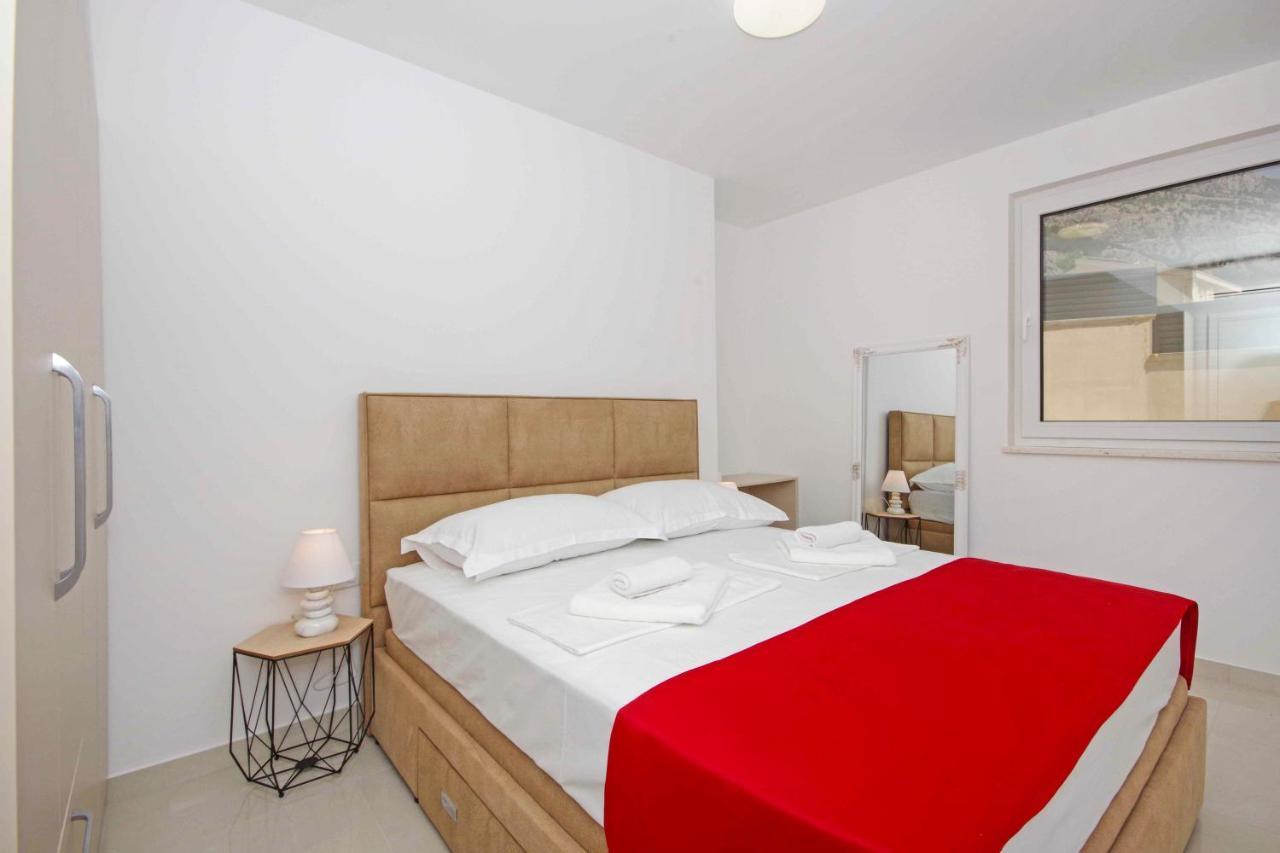 Sunset Apartments Makarska Exterior photo